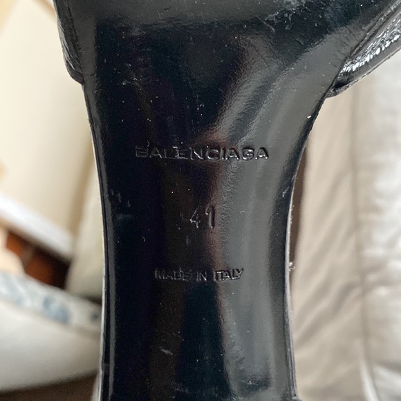 Balenciaga black leather rose gold heels - Picture 3 of 5